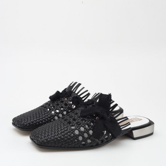 BLACK WOVEN/BLACK SOFIA