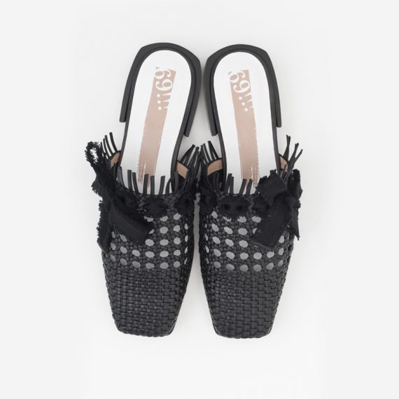 BLACK WOVEN/BLACK SOFIA